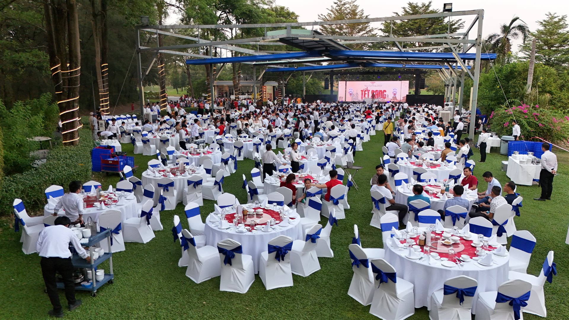 Outdoor Banquet